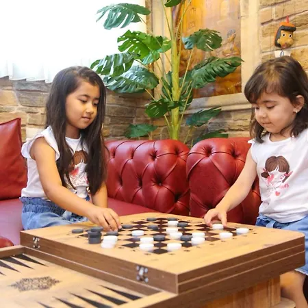 Sphendon איסטמבול