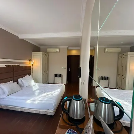 Sphendon Hotel 3*