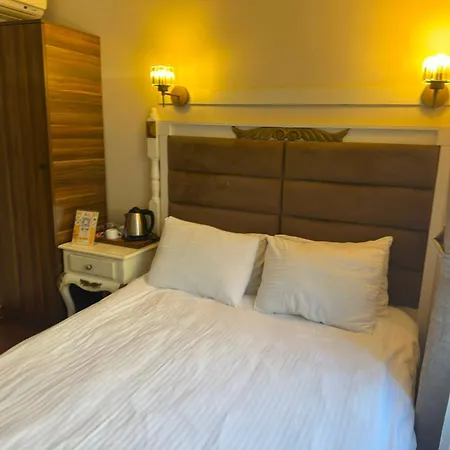 Sphendon Hotel