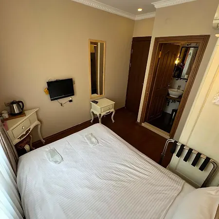 Sphendon Hotel 3*